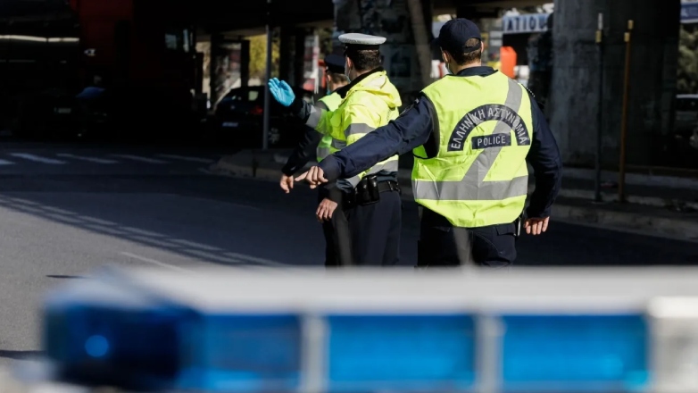 Έκανε «ράλλυ», τρέχοντας με 200 χιλιόμετρα στην Αθηνών – Λαμίας