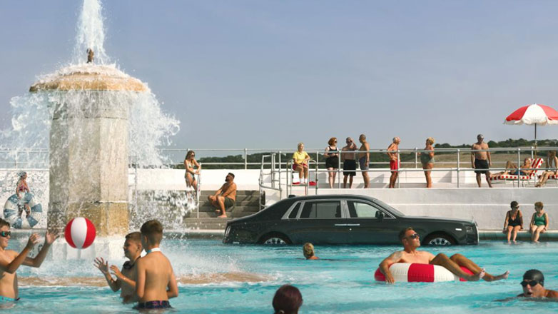 Τι σχέση έχει το συγκρότημα The Who με μία βυθισμένη σε πισίνα Rolls-Royce;