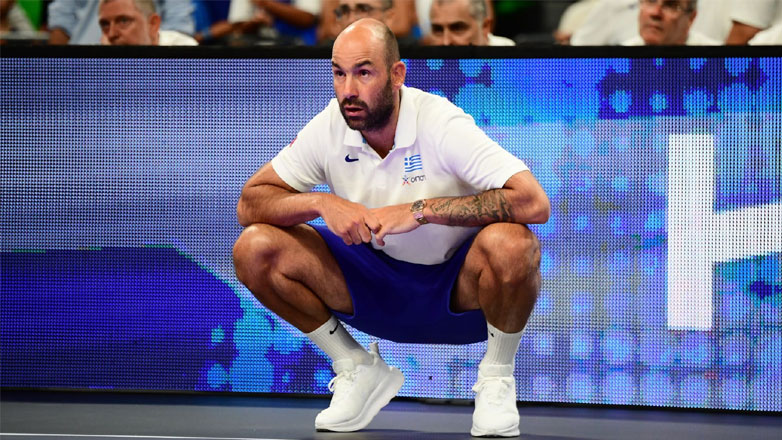 Εθνική Ελλάδας: «Κόπηκαν» Χουγκάζ και Μπαζίνας