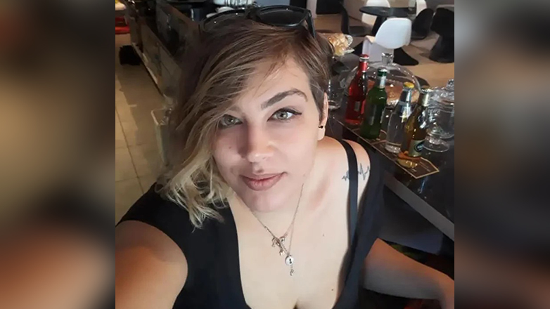 Συγκλονίζει ο σύζυγος της 32χρονης που σκοτώθηκε σε τροχαίο στην Αταλάντη: «Μου κόπηκαν τα γόνατά μου»