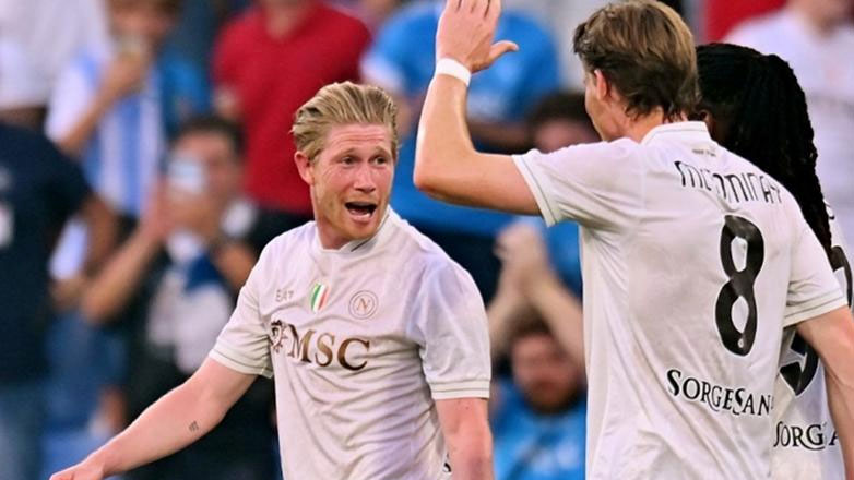 Ιταλία: Η υπεράσπιση του τίτλου ξεκίνησε με «διπλό» για τη Νάπολι, 2-0 τη Σασουόλο