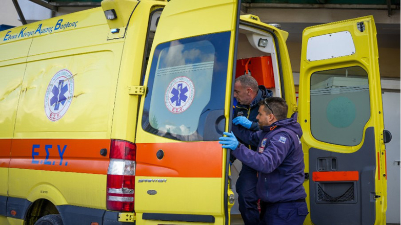 Τρίκαλα: Μάνα και γιος βρέθηκαν νεκροί στο σπίτι τους