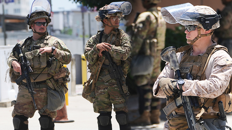 Ο Τραμπ στέλνει στρατό και στο Σικάγο