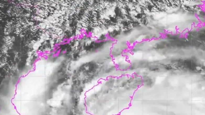 Βιετνάμ: Μαζικές εκκενώσεις λόγω του τυφώνα Κατζίκι