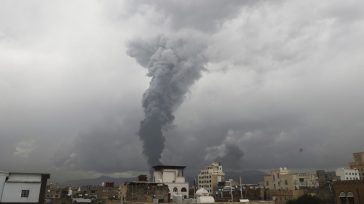 Υεμένη: Τουλάχιστον έξι νεκροί και 86 τραυματίες από τους βομβαρδισμούς του Ισραήλ