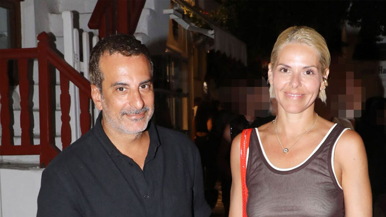 Στέλιος Κουδουνάρης – Έλενα Γαλύφα: Νυχτοπερπατήματα στα στενά της Μυκόνου – Φωτογραφίες