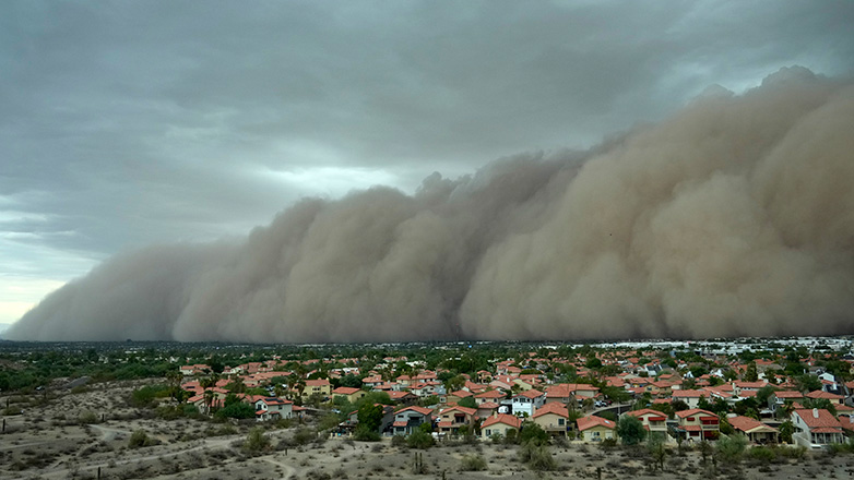 Τεράστιο τείχος σκόνης χτύπησε το Φοίνιξ
