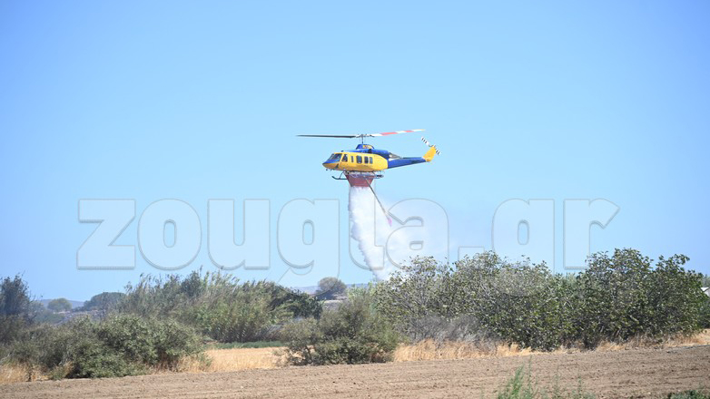 Οριοθετήθηκε η πυρκαγιά στο Θορικό Λαυρίου