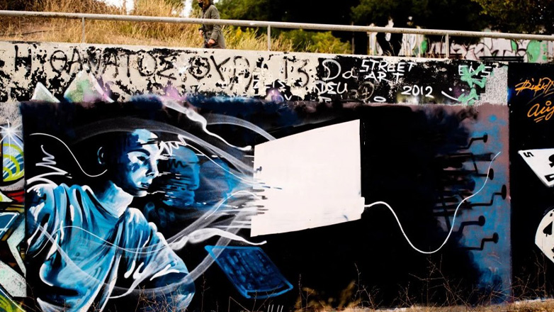 STOP στα σπρέι για ανηλίκους – Ο Δήμος Αθηναίων φέρνει το βρετανικό μοντέλο κατά του γκράφιτι