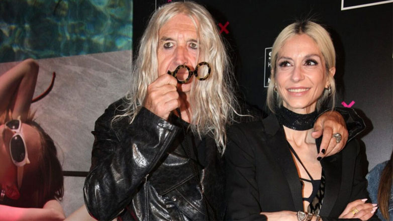 Σοφία Καρβέλα: Φωτογραφίζει τον πατέρα της, Νίκο Καρβέλα, στη Νέα Υόρκη – «Ο λόγος που υπάρχω, ο πατέρας μου»