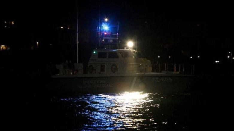 Θρίλερ στην Αγία Τριάδα Θεσσαλονίκης: Γυναίκα βούτηξε στη θάλασσα και δεν βγήκε ποτέ