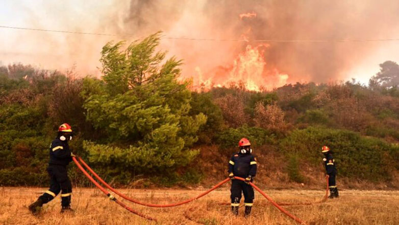 Πυρκαγιά στην Μεσσηνία: Συναγερμός σε Αβραμιού και Καλαμάτα – Ισχυροί άνεμοι στην περιοχή