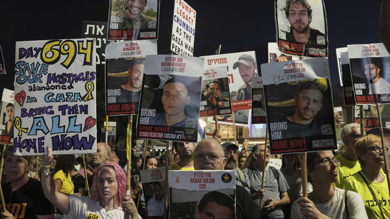 Τελ Αβίβ: Διαδηλωτές καλούν τον Τραμπ να «γράψει ιστορία» και να τερματίσει τον πόλεμο στη Γάζα