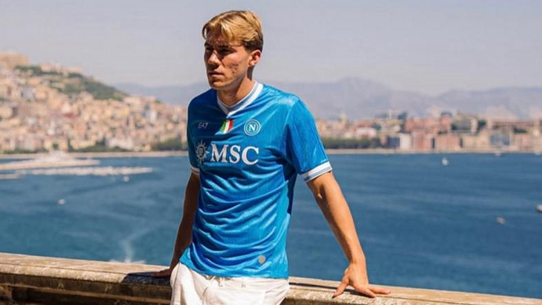 Νάπολι: Πήρε δανεικό τον Χόιλουντ από τη Μάντσεστερ Γιουνάιτεντ