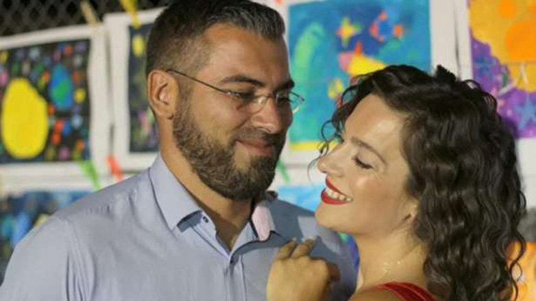 Εύβοια: Βαρύ πένθος στην κηδεία του ζευγαριού που σκοτώθηκε σε τροχαίο