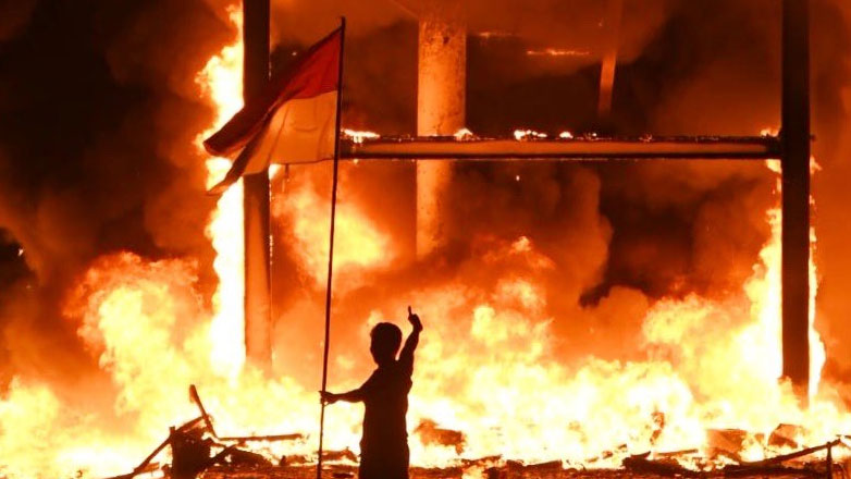 Ινδονησία: Ενίσχυση των μέτρων ασφαλείας μετά τα αιματηρά επεισόδια Ινδονησία: Ενίσχυση των μέτρων ασφαλείας μετά τα αιματηρά επεισόδια