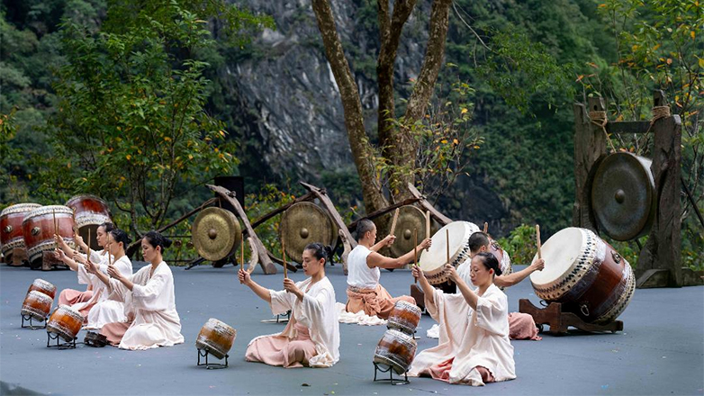 U-Theatre: Όταν ο ρυθμός, η σιωπή και η πειθαρχία γίνονται τέχνη