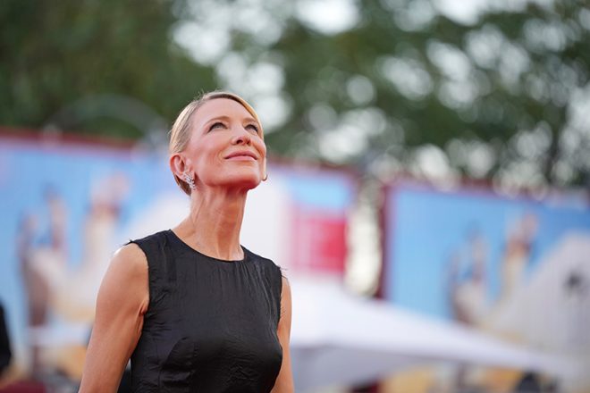 Βενετία 2025: Η Κέιτ Μπλάνσετ κυριάρχησε στο κόκκινο χαλί του «Father Mother Sister Brother» Βενετία 2025: Η Κέιτ Μπλάνσετ κυριάρχησε στο κόκκινο χαλί του «Father Mother Sister Brother»