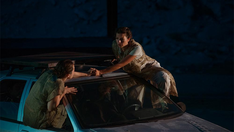 «Αντιγόνη – The Handbrake Project» στο BLUEBOX Creative Studio