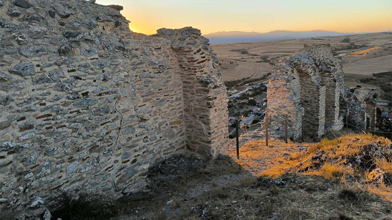 Λίνα Μενδώνη: «Το Γυναικόκαστρο είναι σύμβολο ιστορίας, ταυτότητας και εργαλείο βιώσιμης ανάπτυξης»