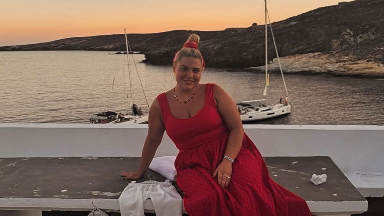 Η Δανάη Μπάρκα έγινε νονά στη Σέριφο – «Ο Σεπτέμβρης μπήκε με τον πιο όμορφο τρόπο»