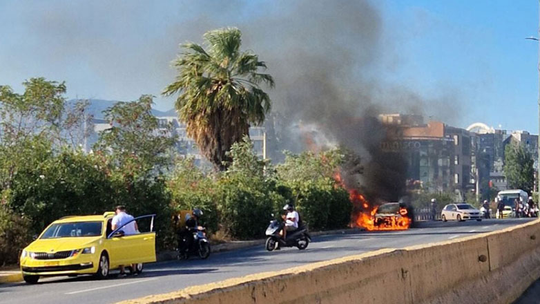 Φωτιά σε ΙΧ στη Λεωφόρο Κηφισίας στο Χαλάνδρι