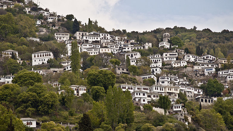 Βόλος: Αίσιο τέλος στην περιπέτεια ζευγαριού Βέλγων στη Μακρινίτσα