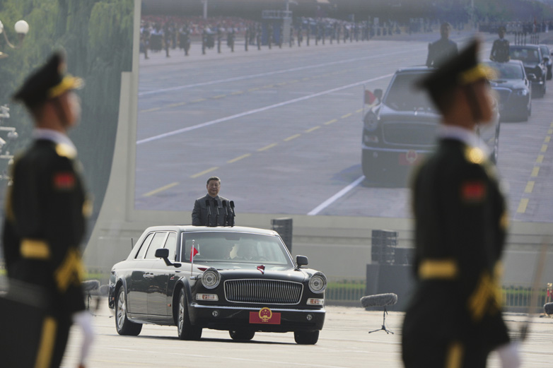 XII03S Μεγάλη στρατιωτική παρέλαση στο Πεκίνο