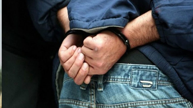 Θεσσαλονίκη: Αστυνομικοί έσωσαν 26χρονη γυναίκα από επίδοξους ληστές μέσα στο ίδιο της το σπίτι