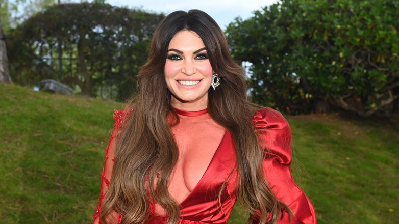 Η Γκίλφοϊλ διαψεύδει ότι συζήτησε με τον Πάνο Καμμένο