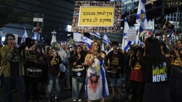 Γιατί το κίνημα διαμαρτυρίας ομήρων του Ισραήλ αγνοεί τους Παλαιστίνιους στη Γάζα