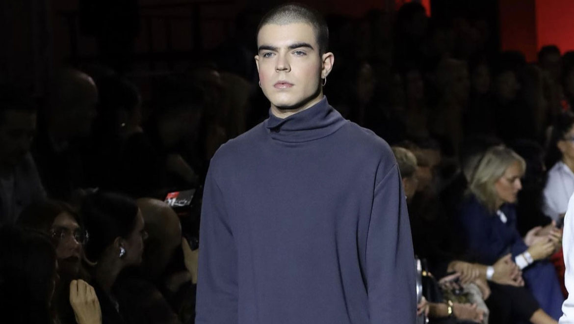 Jo Dennys: Το πρώτο μήνυμα του μοντέλου μετά την περιπέτεια της υγείας του