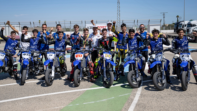 Ο Παγκόσμιος Πρωταθλητής Quartararo συμμετείχε στην 4η μέρα του Yamaha BLU CRU Master Camp