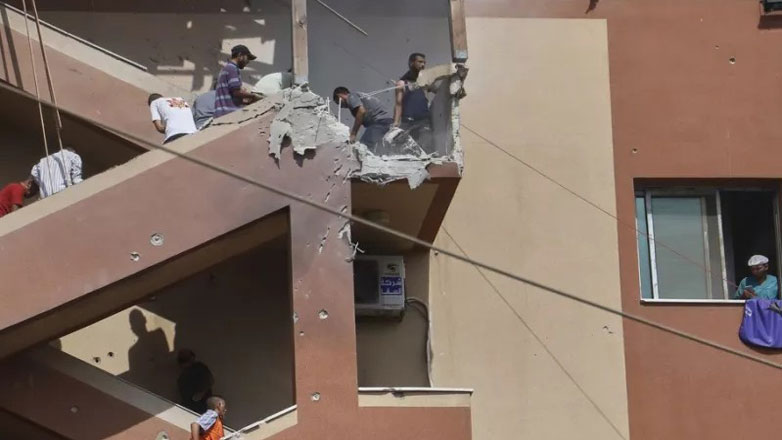 Το πρακτορείο AP αμφισβητεί την εκδοχή του Ισραήλ για το πλήγμα στο νοσοκομείο Νάσερ όπου σκοτώθηκαν πέντε δημοσιογράφοι