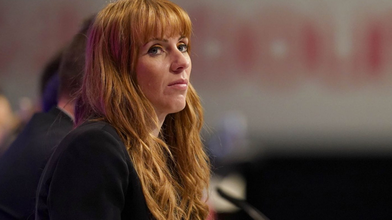 Βρετανία: Παραιτήθηκε η αντιπρόεδρος της κυβέρνησης Βρετανία: Παραιτήθηκε η αντιπρόεδρος της κυβέρνησης