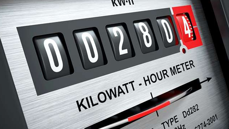 Στο χαμηλότερο σημείο των τελευταίων 16 μηνών η τιμή του ρεύματος