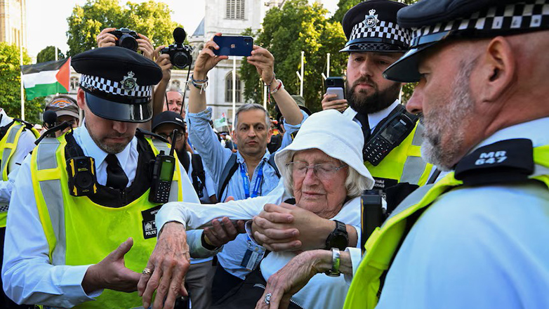 Λονδίνο: Πάνω από 425 οι συλλήψεις υποστηρικτών της οργάνωσης Palestine Action