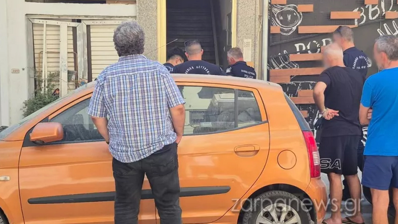 Χανιά: Μαχαίρωσαν δύο άνδρες μέσα σε διαμέρισμα