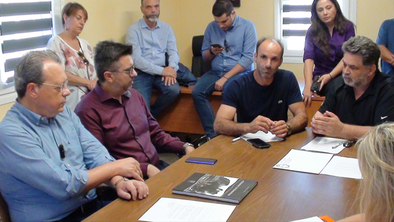 Πιερικό ακτινίδιο: Πράσινος «χρυσός» ή … κατακόκκινο «φέσι»;;;