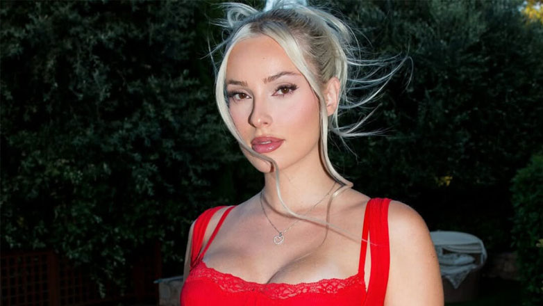 Άννα Θεοδωρίδη: «Τελευταίες μέρες με την κοιλίτσα» – Η φωτογραφία με εσώρουχα λίγο πριν γεννήσει