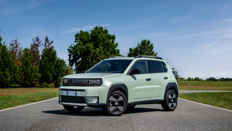 FIAT: Ποια είναι η νέα δελεαστική τιμή για το νέο Grande Panda με κινητήρα βενζίνης