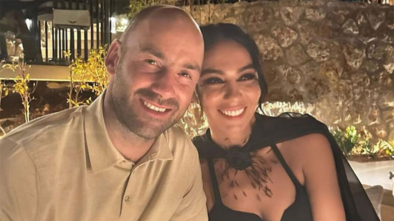 Ολυμπία Χοψονίδου: Στο πλευρό του συζύγου της, Βασίλη Σπανούλη στον αγώνα της Εθνικής Ελλάδος στη Λετονία