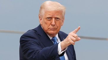 Πώς ο «μέγας ειρηνοποιός» Τραμπ απέσπασε τη συμφωνία ή τουλάχιστον το πρώτο μέρος της