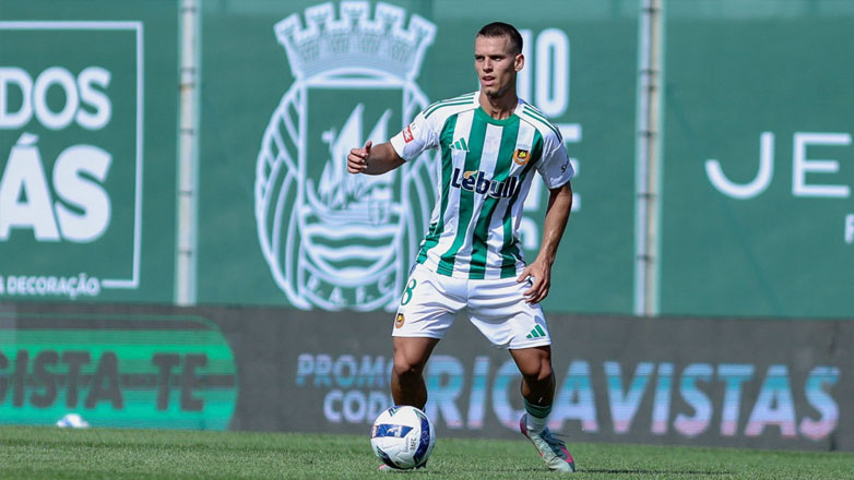 Ολική ρήξη πρόσθιου χιαστού ο Μπακούλας