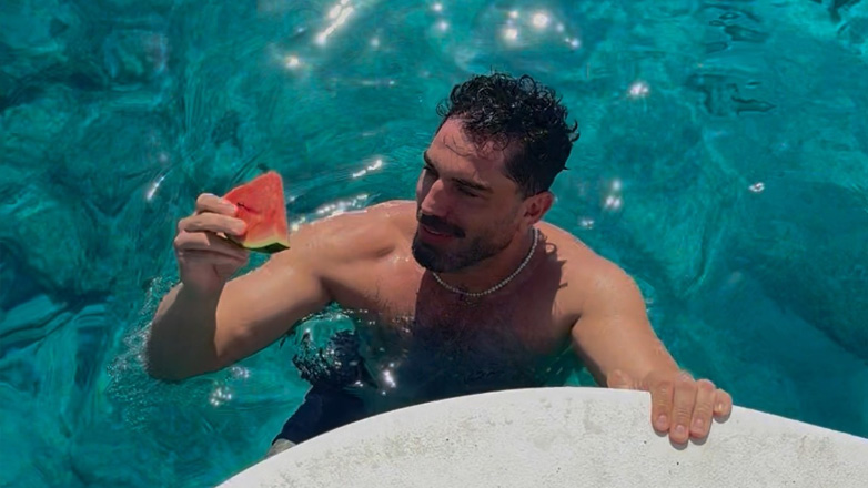 Ιάκωβος Γκόγκουα: Έκανε μόνος του καλοκαιρινές διακοπές και το συστήνει σε όλους!