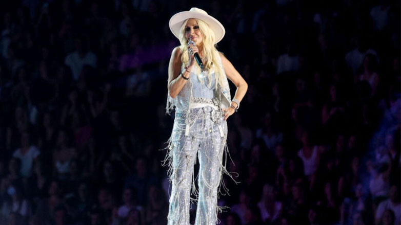 Άννα Βίσση: Πλάνα από τις πρόβες της τραγουδίστριας λίγο πριν τις δύο μεγάλες της συναυλίες το Σαββατοκύριακο