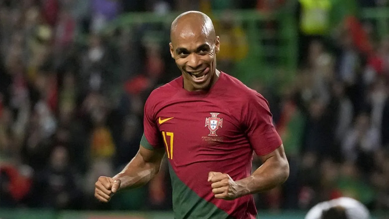 Στην Αθήνα για την ΑΕΚ ο Ζοάο Μάριο!