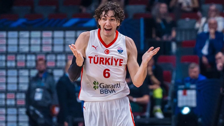 Τουρκία: Ακολούθησε μέρος της προπόνησης ο Όσμαν λίγες ώρες πριν τον ημιτελικό με την Ελλάδα!