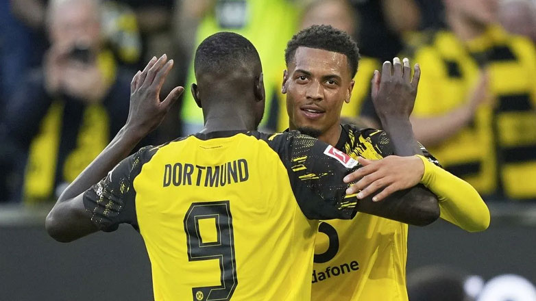 Γερμανία: Ντόρτμουντ και Κολωνία στο «ρετιρέ»