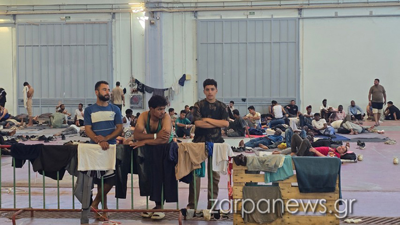 Χανιά: Εξαθλίωση ασθένειες και καυγάδες – 580 μετανάστες «ξεχασμένοι» από τους φορείς